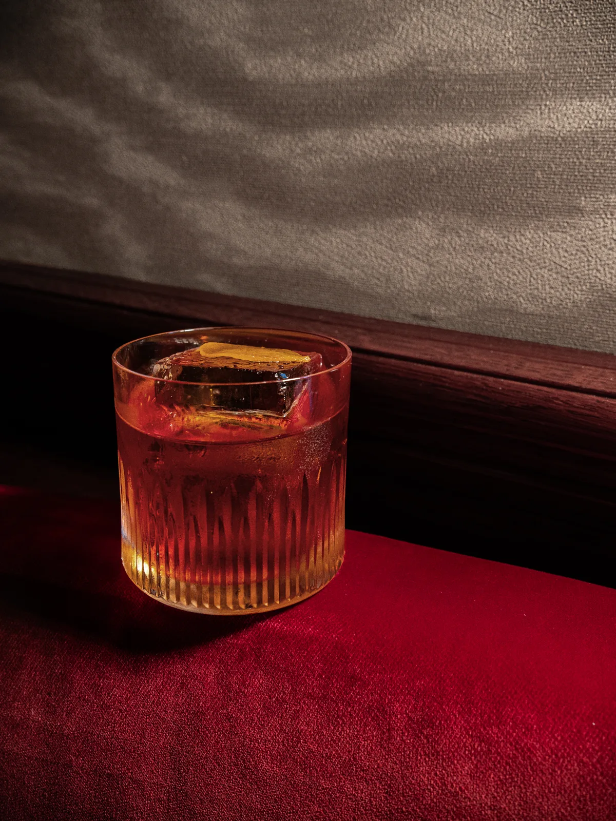 Cover: From Cellar to Glass: a Negroni That Ages Like a Salame